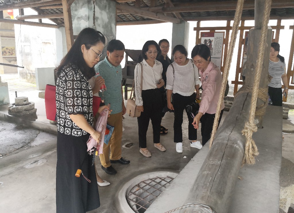 1563172128826136.jpg 格式工廠參觀2.jpg